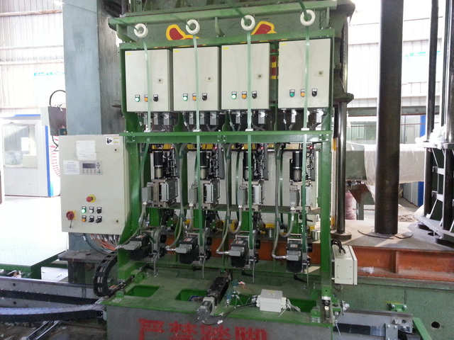 HK-500自動(dòng)搭扣機(jī)